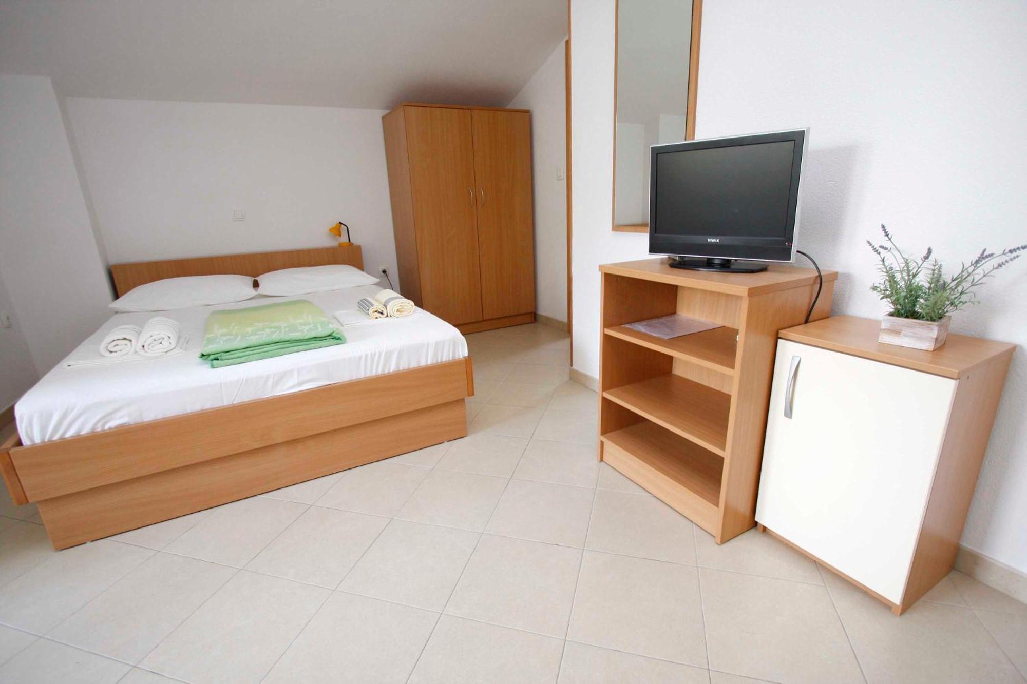 Apartmani Neva Makarska Buitenkant foto