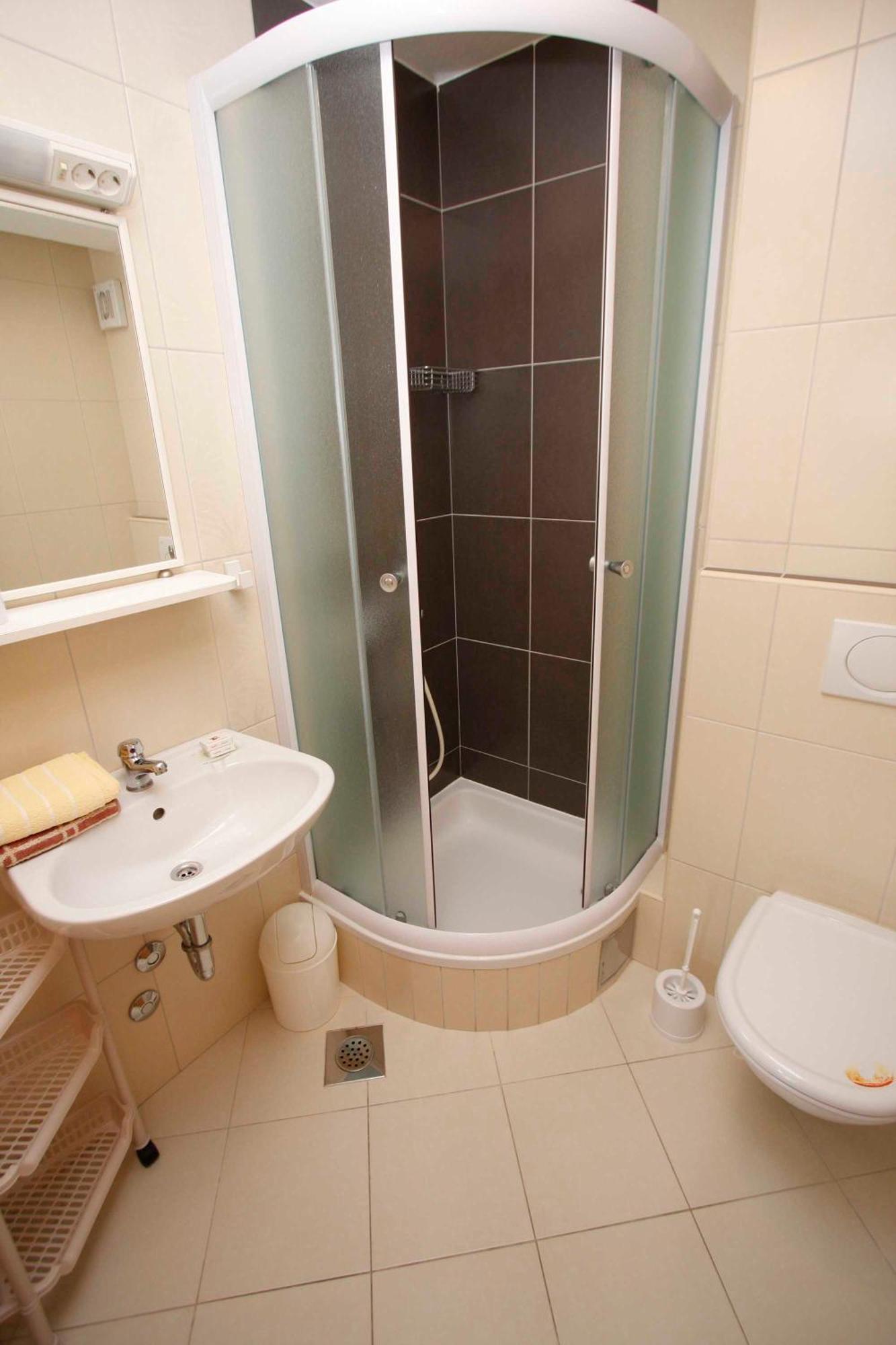 Apartmani Neva Makarska Buitenkant foto